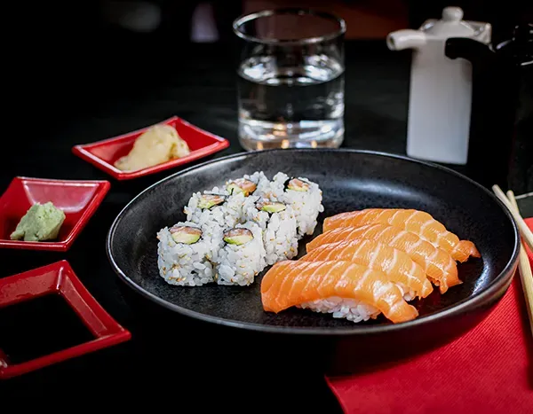 Restaurant japonais formule maki sushi